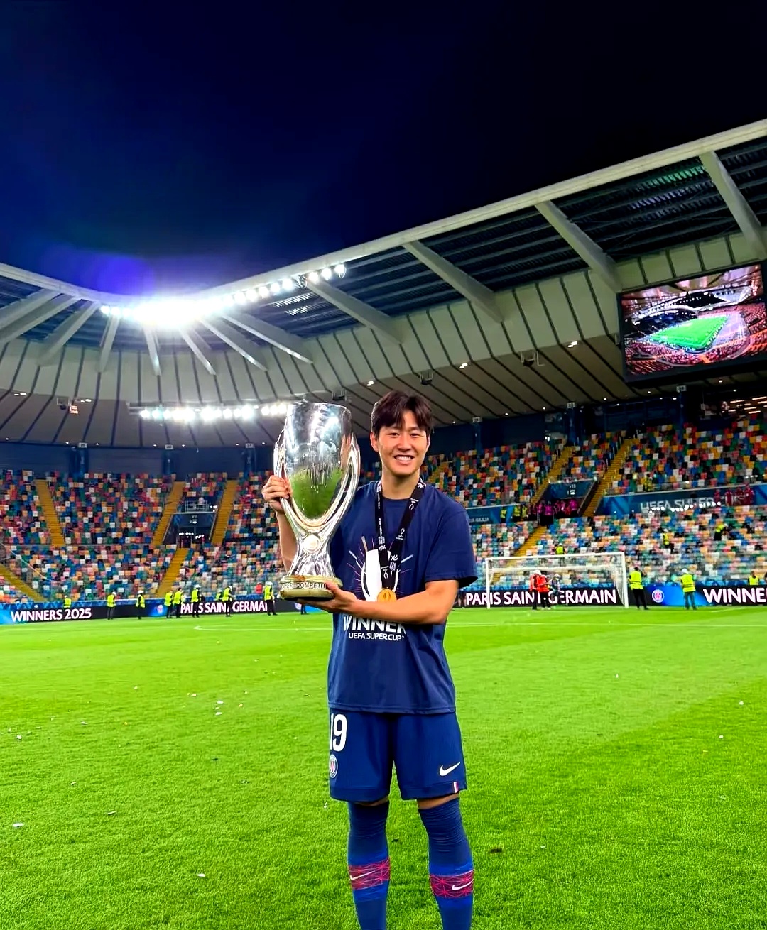 马赛更衣室发声备战欧超杯转会期马赛调整名单以备NBA季后赛，网友：广东宏远围绕欧超杯造点机会