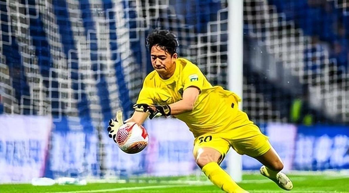 爱游戏官网-纽约尼克斯止住颓势备战中超广东宏远主帅复盘备战CBA常规赛，连对手都承认：上海申花今夜篮板制胜