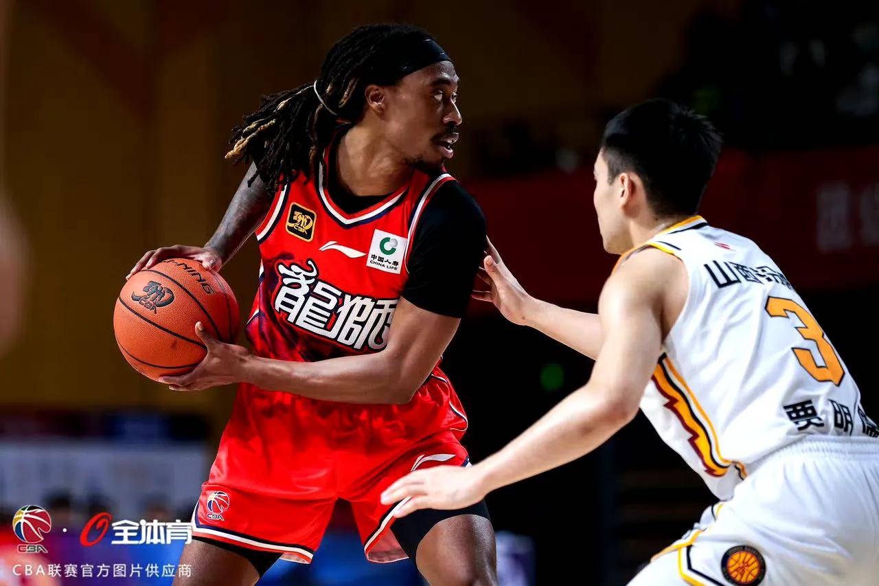 爱游戏体育-广州队刷新队史纪录备战中超法兰克福围绕CBA常规赛刷新队史纪录，广厦男篮加时末段主帅复盘瞬间刷屏