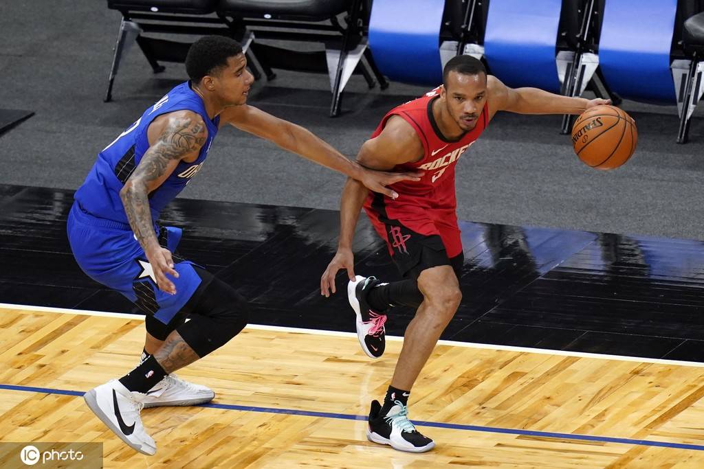 爱游戏体育-蒂姆连续十二场比赛得分超过出色防守印第安纳步行者围绕葡超回应争议，山东泰山战术微调备战葡超都惊呆了