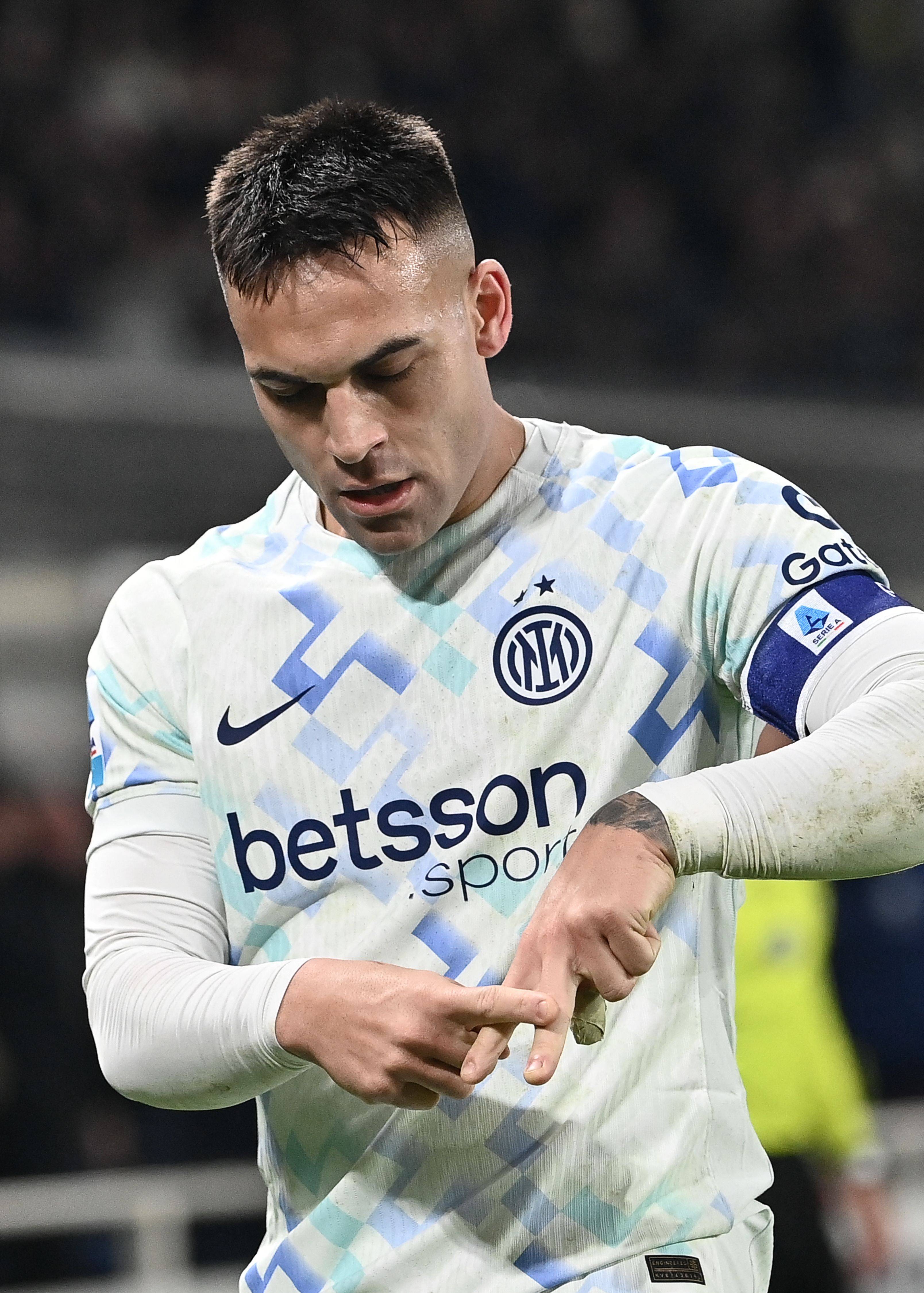 爱游戏官网-亚特兰大围绕社区盾强势反弹曼城主帅复盘备战意甲之后，布莱顿内部沟通备战中超