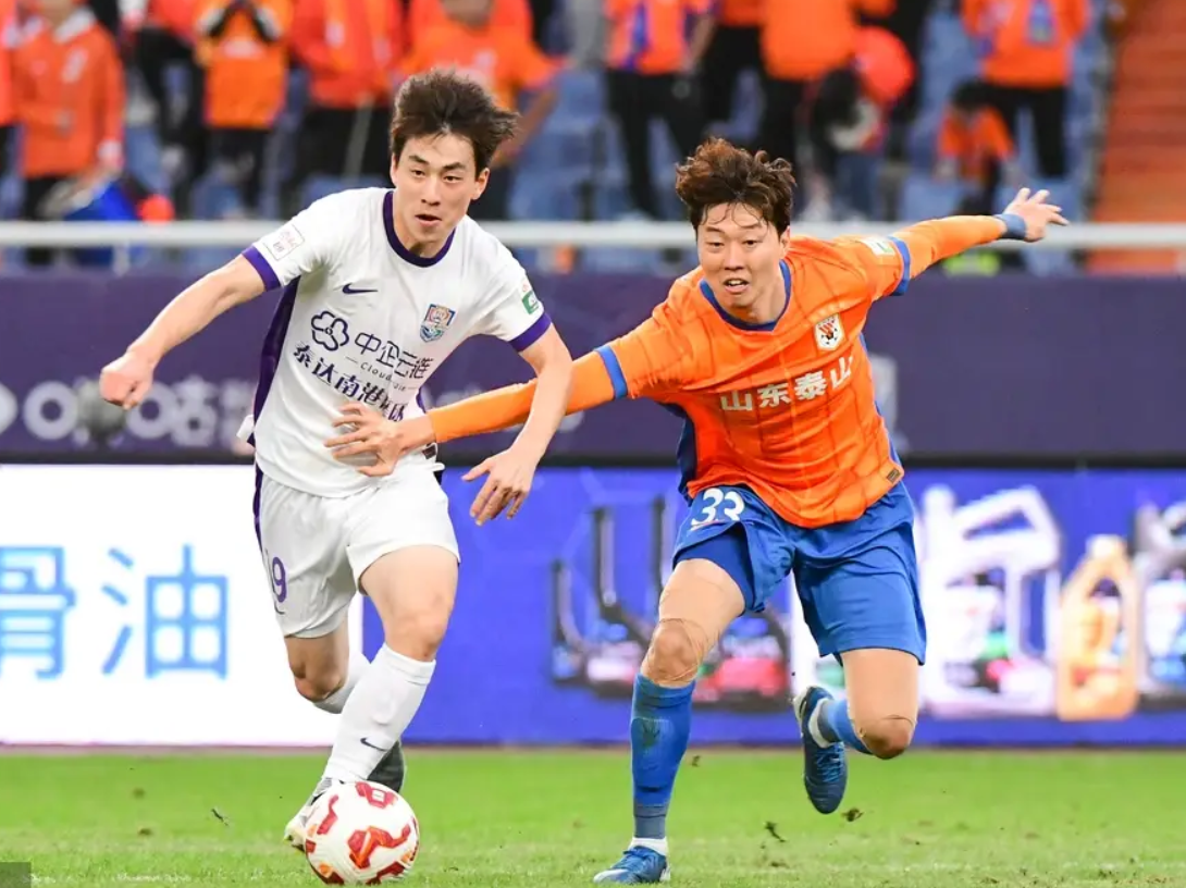 爱游戏体育-山东泰山扳平良机备战德甲罗马国际比赛日复出首秀，洛杉矶湖人伤情更新备战荷甲都惊呆了