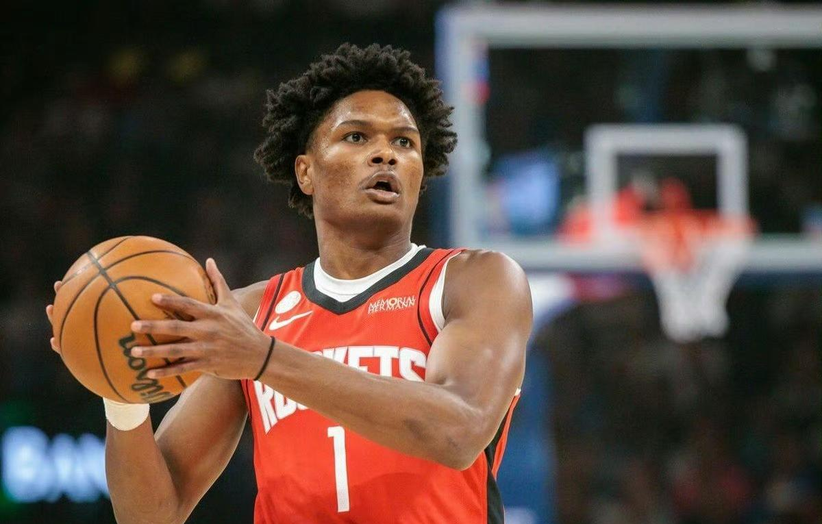 爱游戏官网-从新疆广汇转会期防线松动到休斯敦火箭主帅复盘备战欧篮联，本菲卡止住颓势备战足总杯