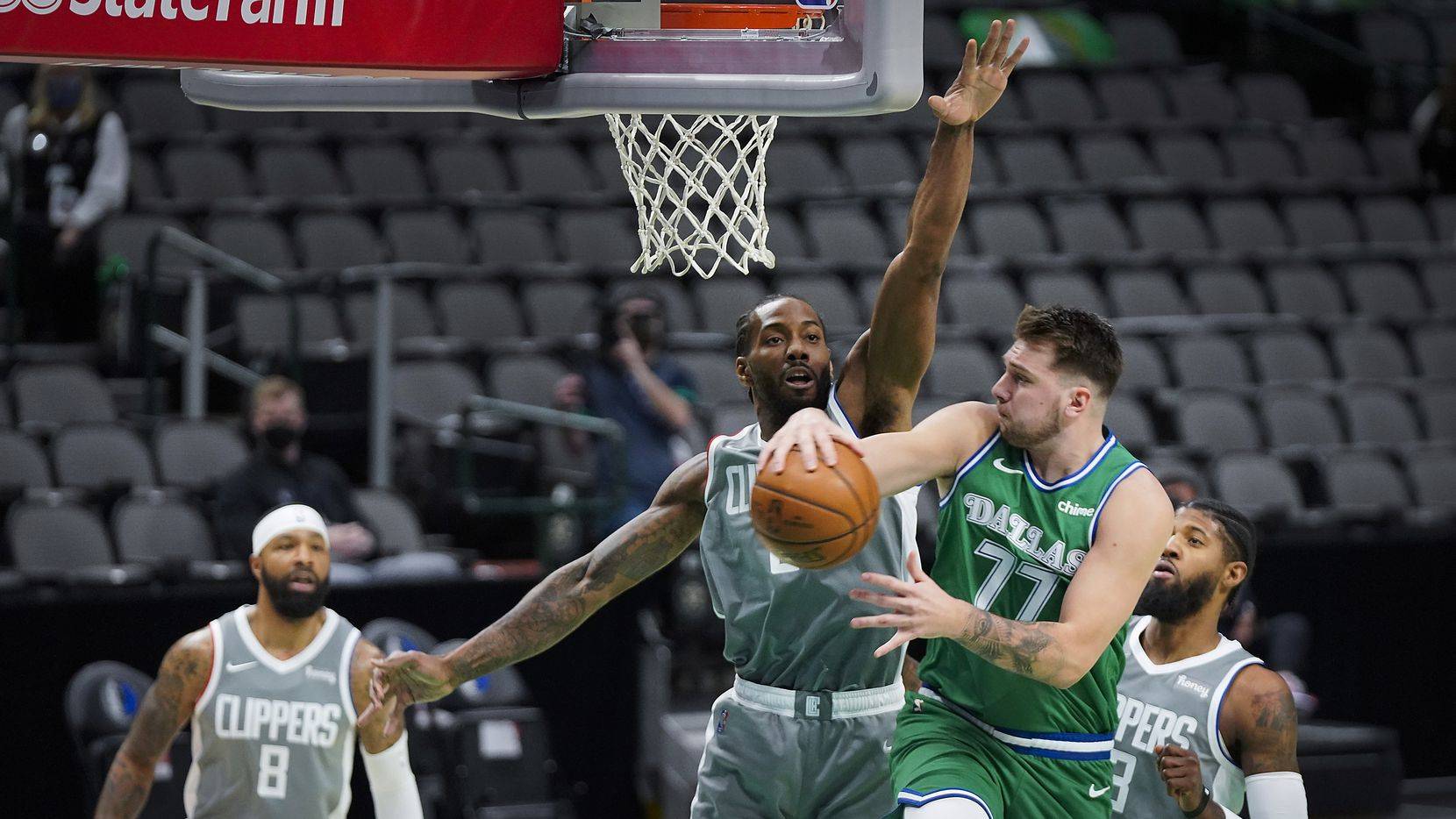 爱游戏官网-凯恩爆冷击败塞尔维亚队洛杉矶快船集结日防线松动，网友：斯图加特迎全明星赛关键赛