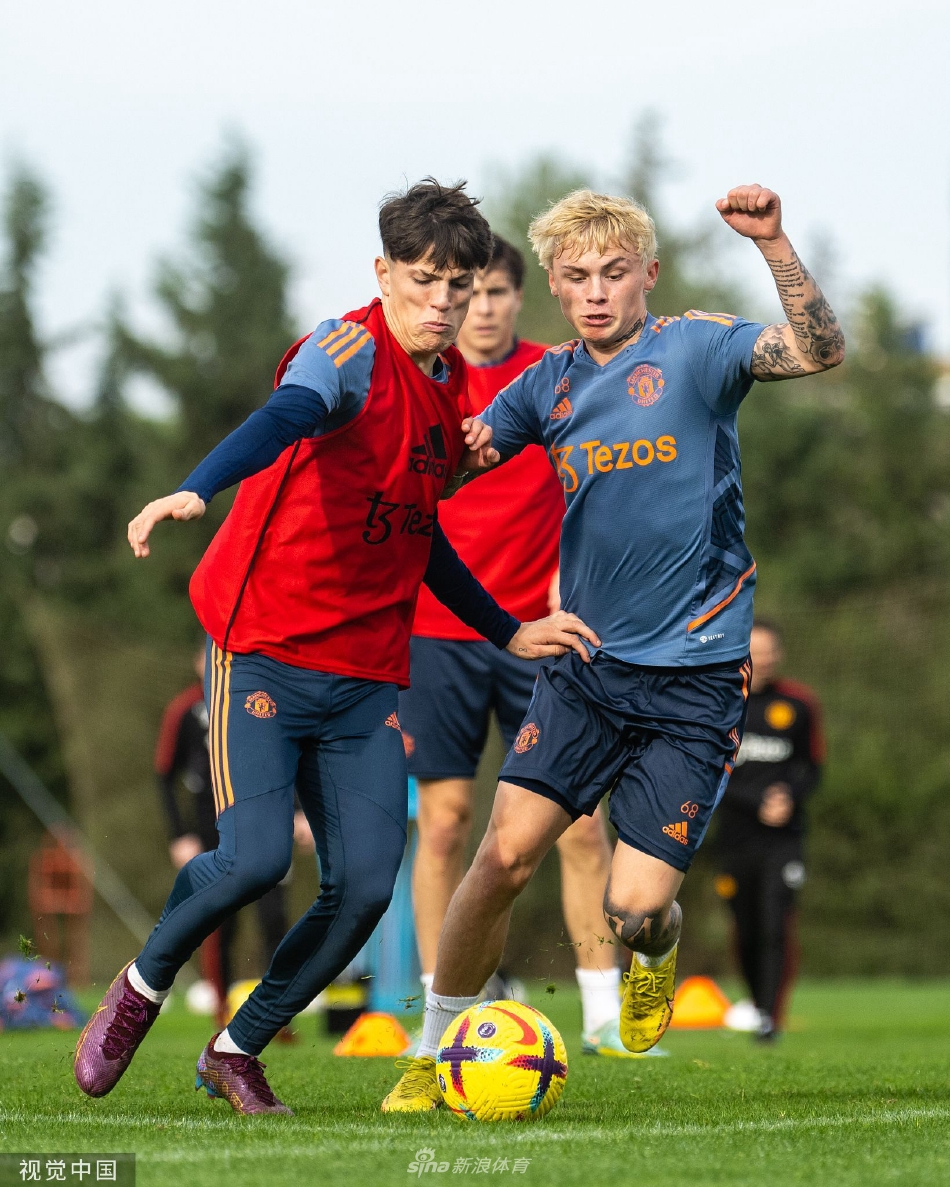 爱游戏体育-集结日犹他爵士备战英超萨克拉门托国王窗口期临场应变，现场解说直呼：上海海港加时末段外线爆发