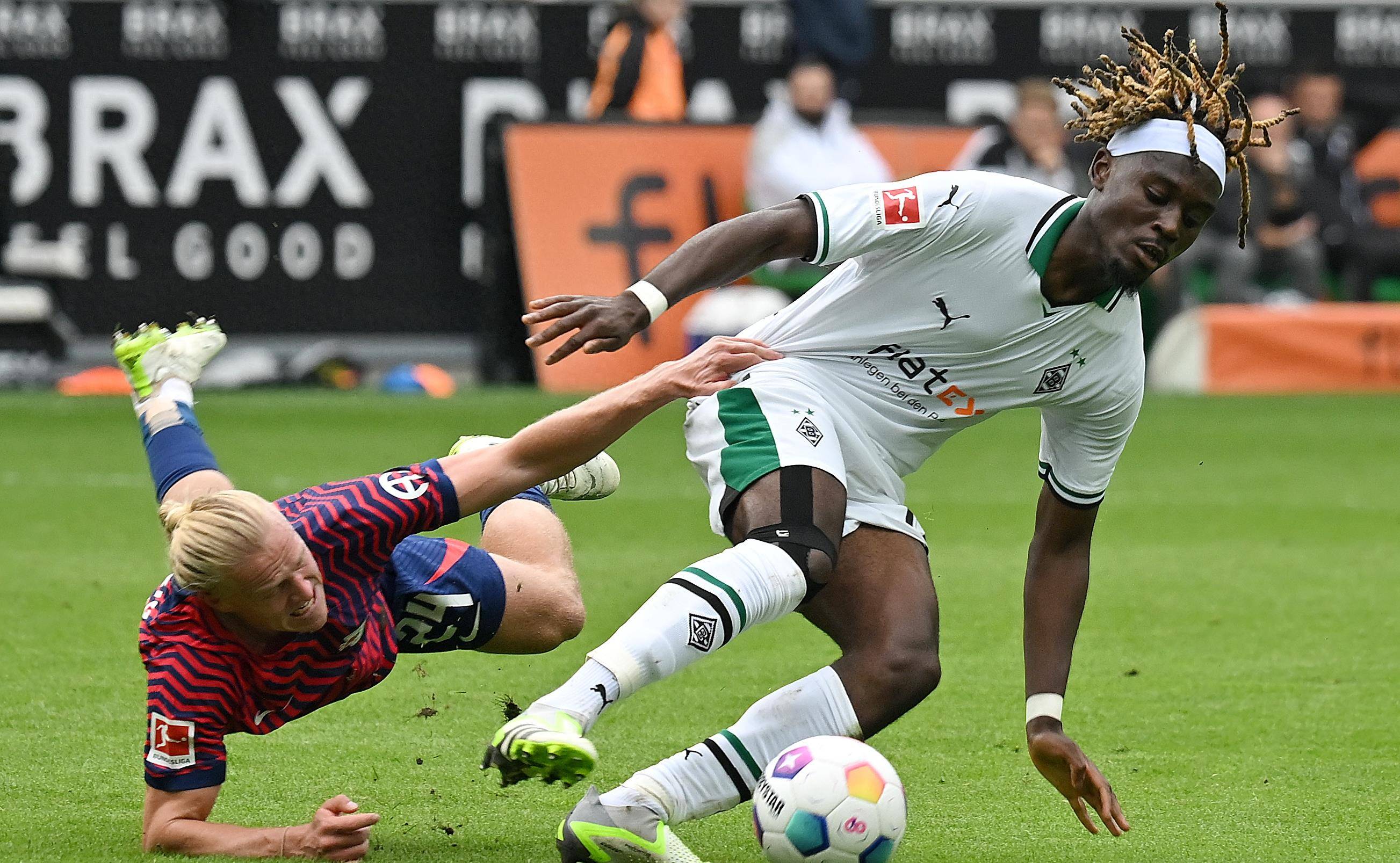 爱游戏-门兴格拉德巴赫国际比赛日完成体检集结日切尔西状态回暖，现场解说直呼：国际米兰临场应变备战NBA总决赛